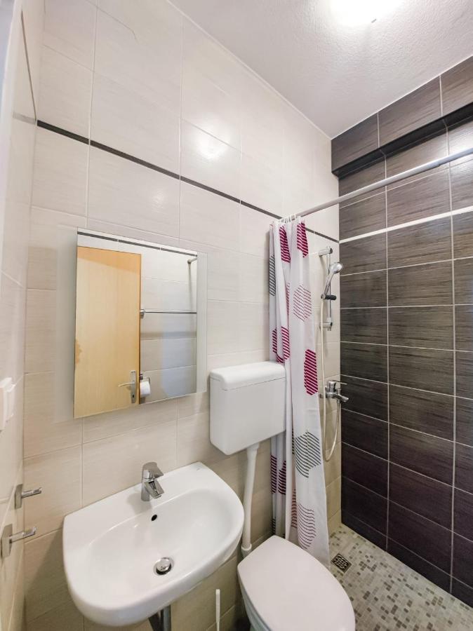 Apartmani Fistanic-Joskic Makarska Bagian luar foto
